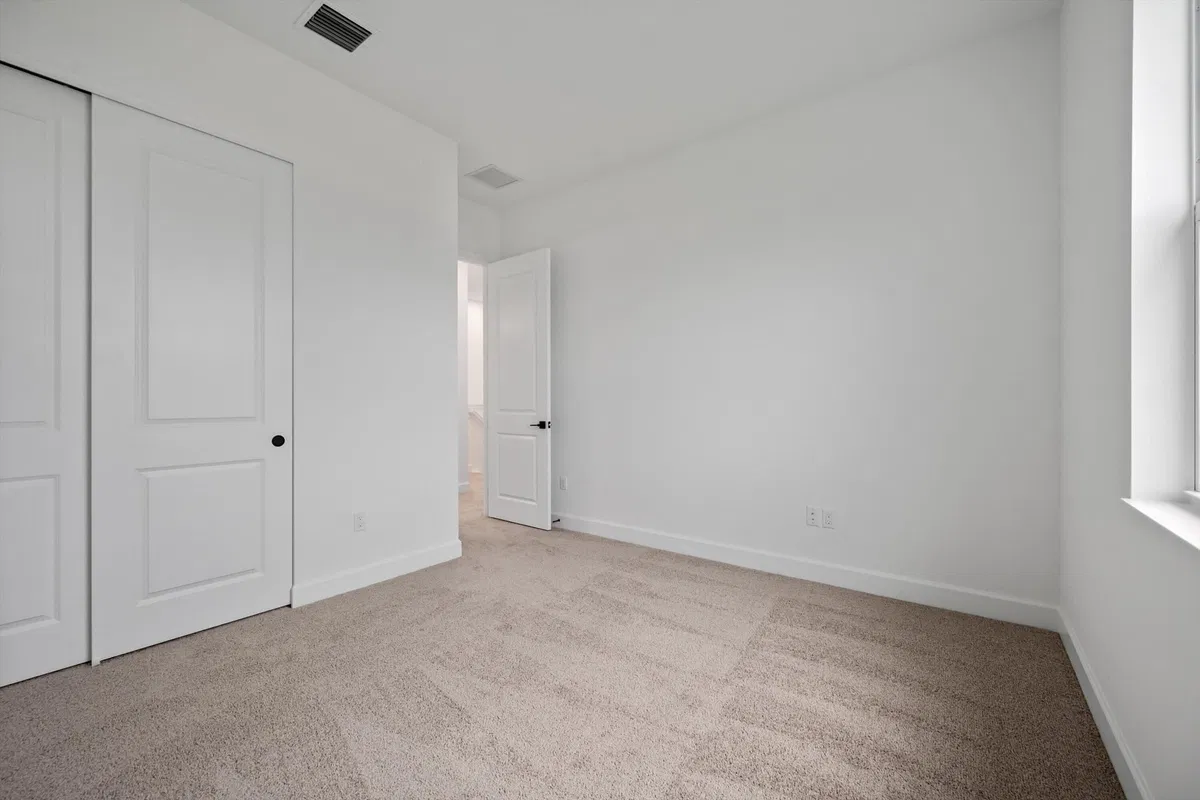 Residence photo 37