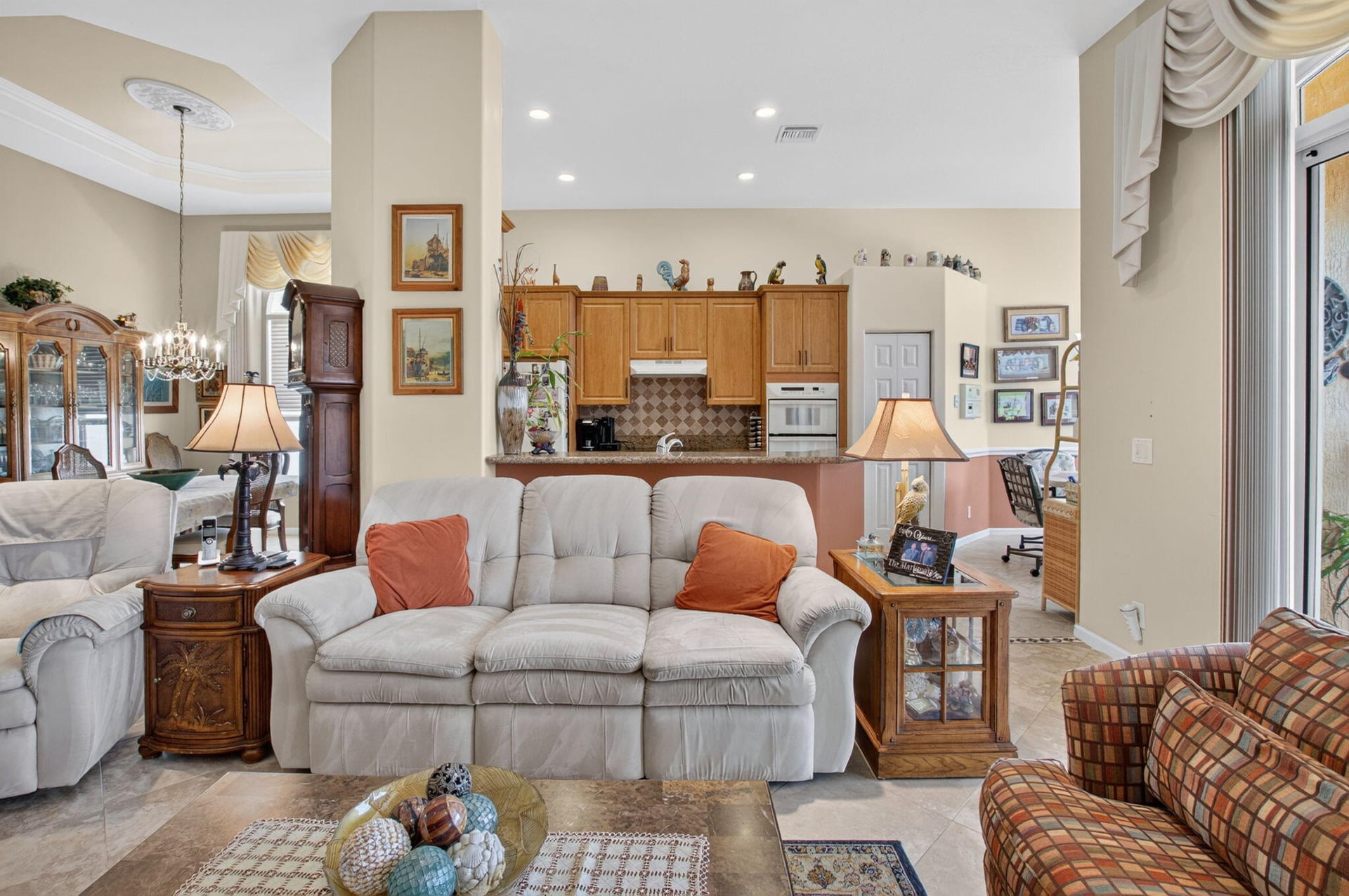 Residence photo 16