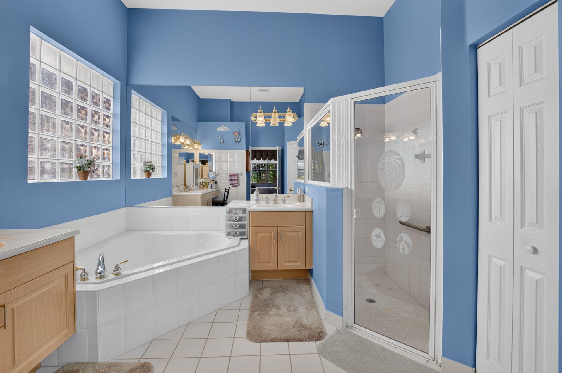 Residence photo 28