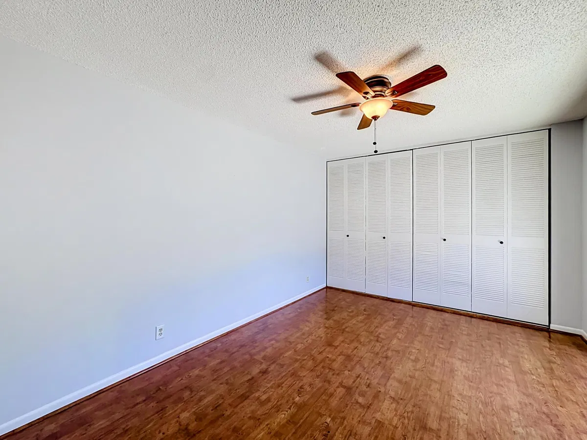 Residence photo 34