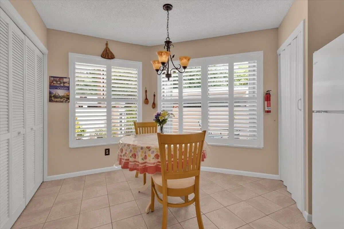 Unit 102 photo 28
