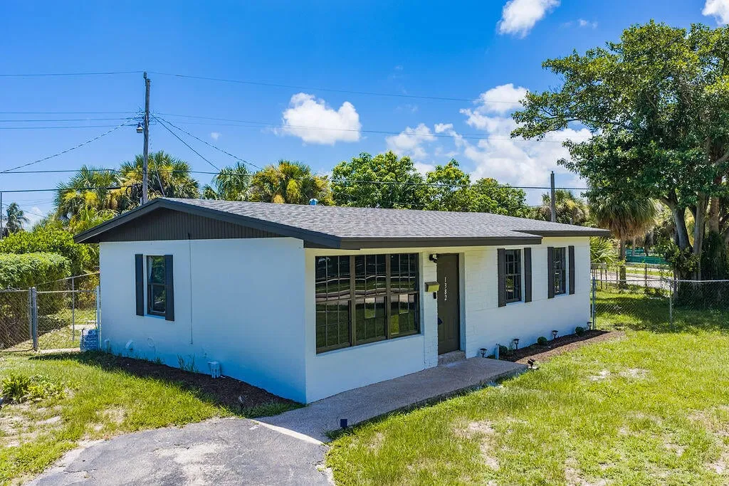 West Palm Beach Residence