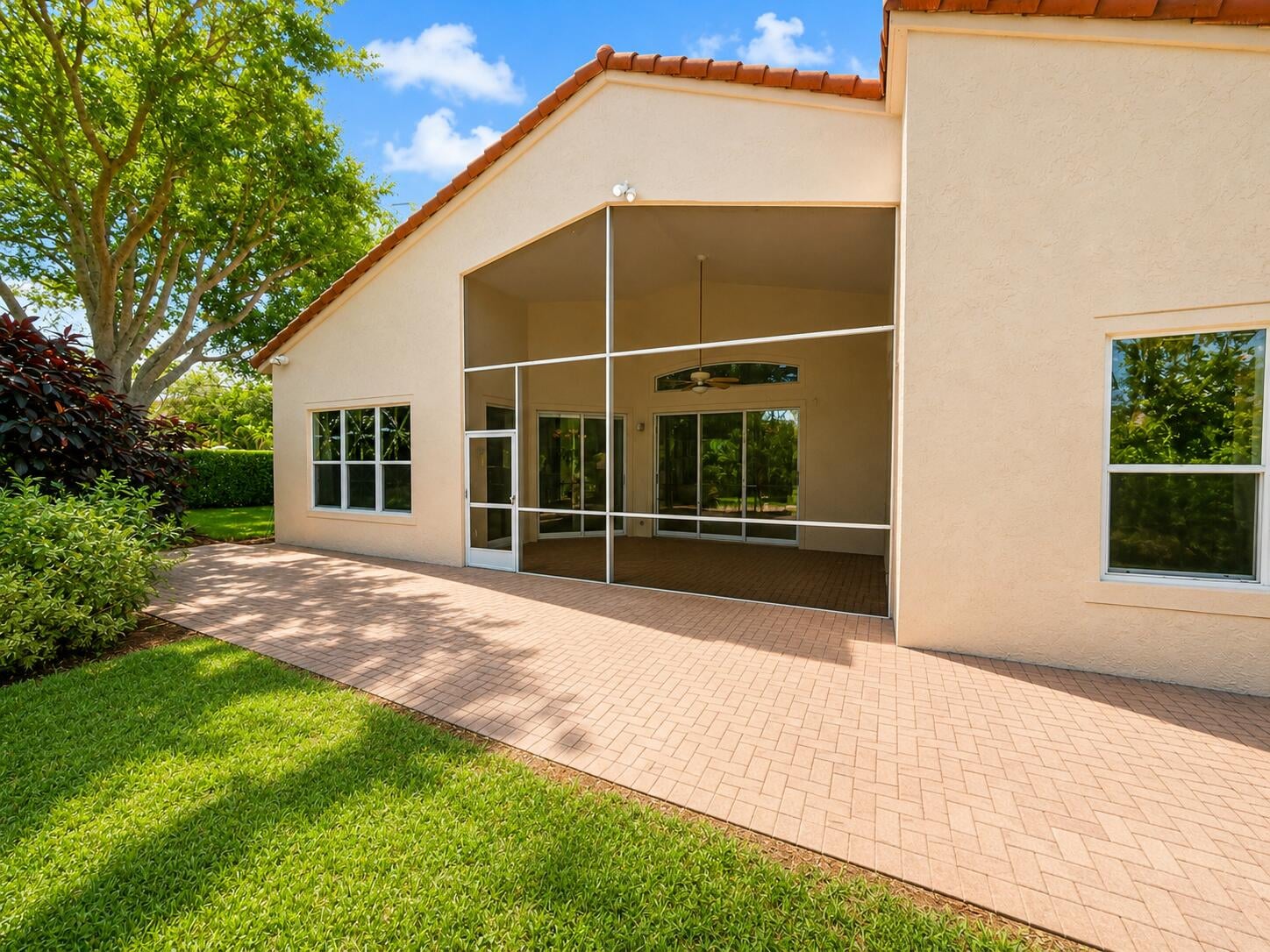 Residence photo 4