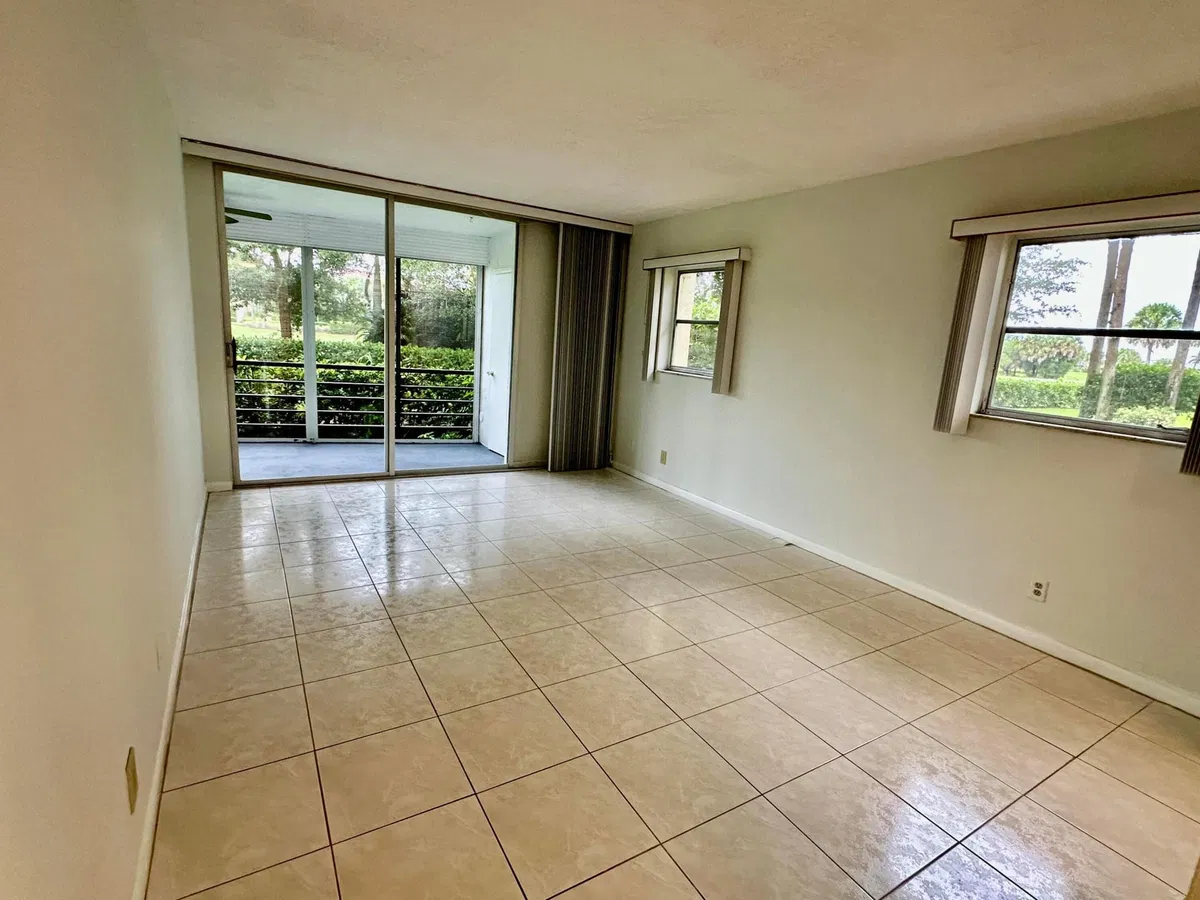  Unit 109 photo 16