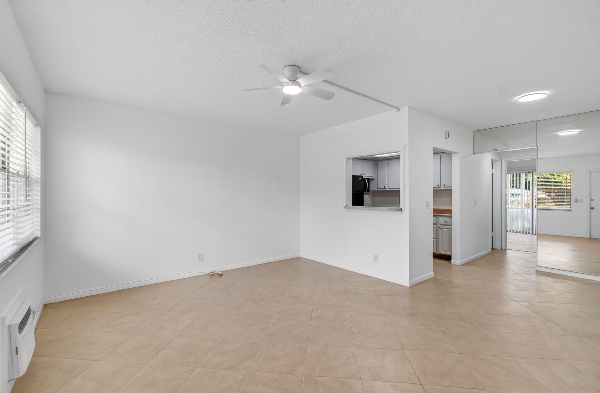 Residence photo 7