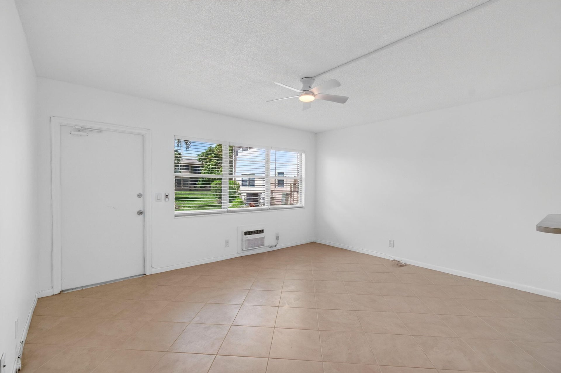 Residence photo 10