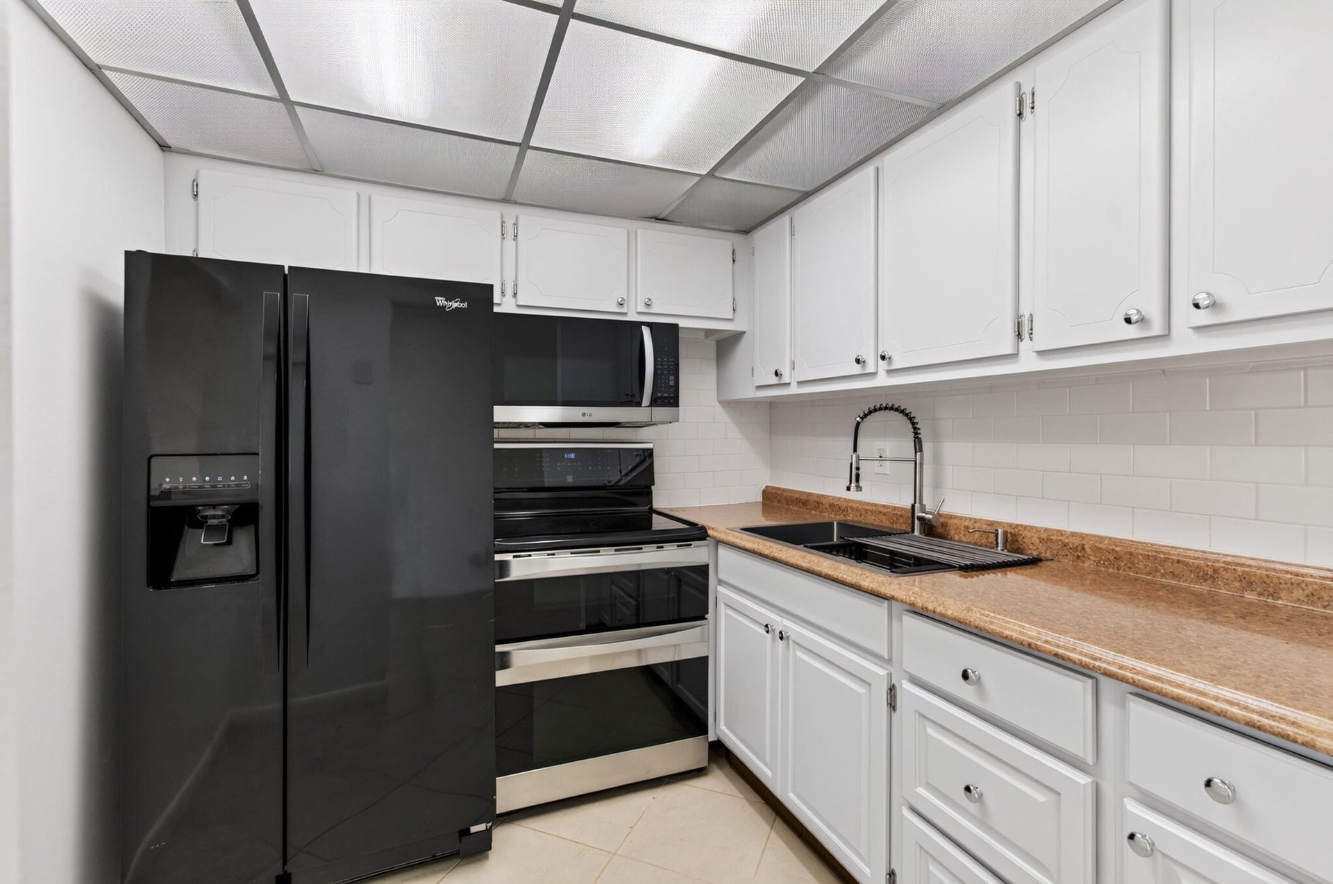 Residence photo 19