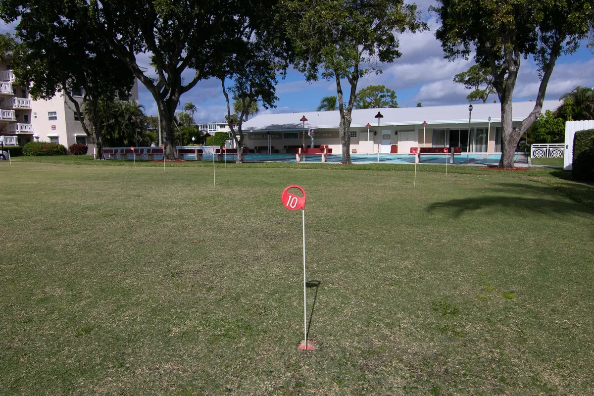 Unit 101 photo 22