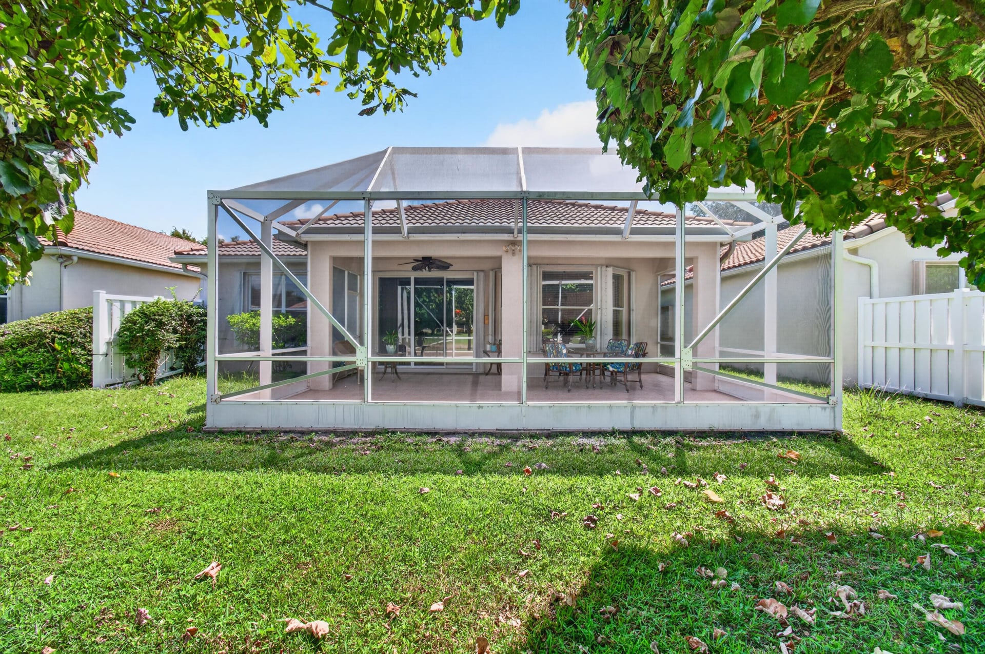 Residence photo 64