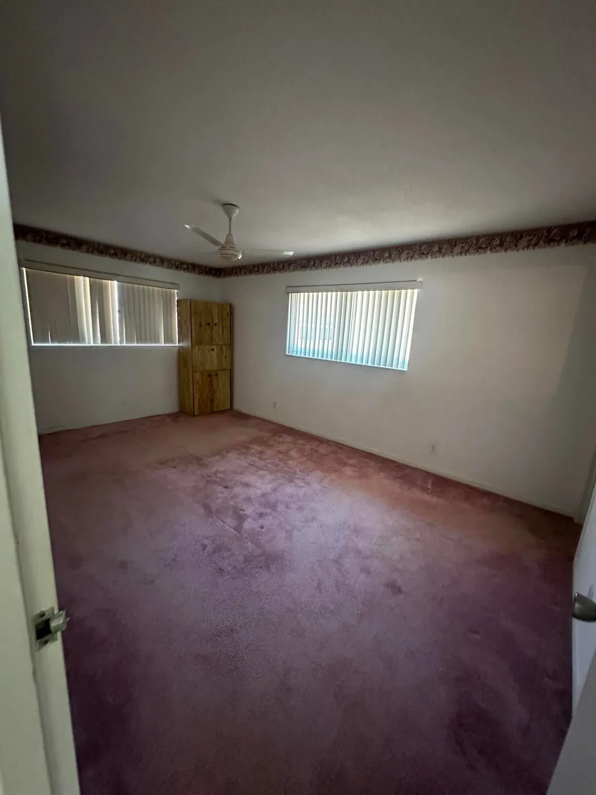 Unit 413 photo 10