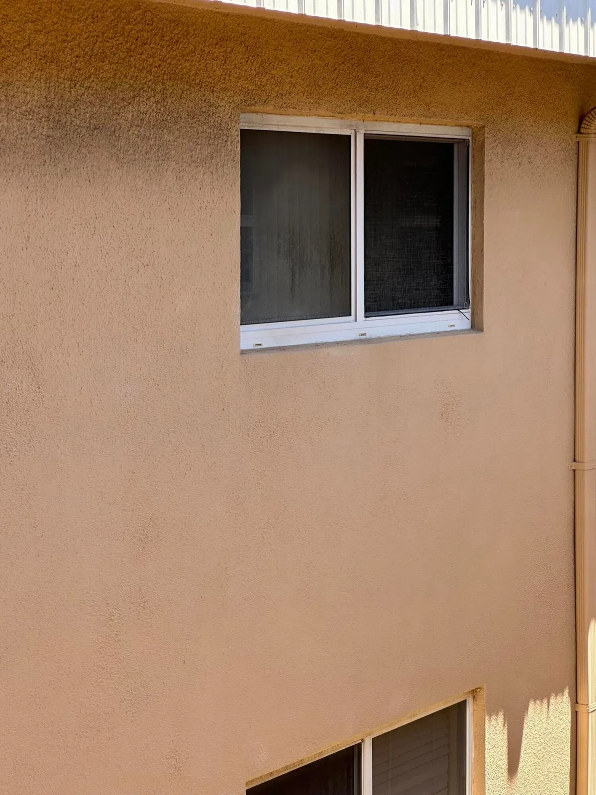 Unit 413 photo 16