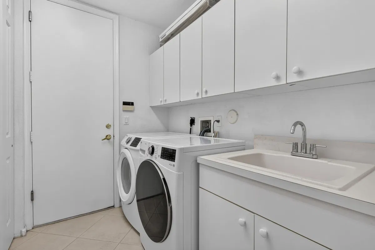  Residence photo 40