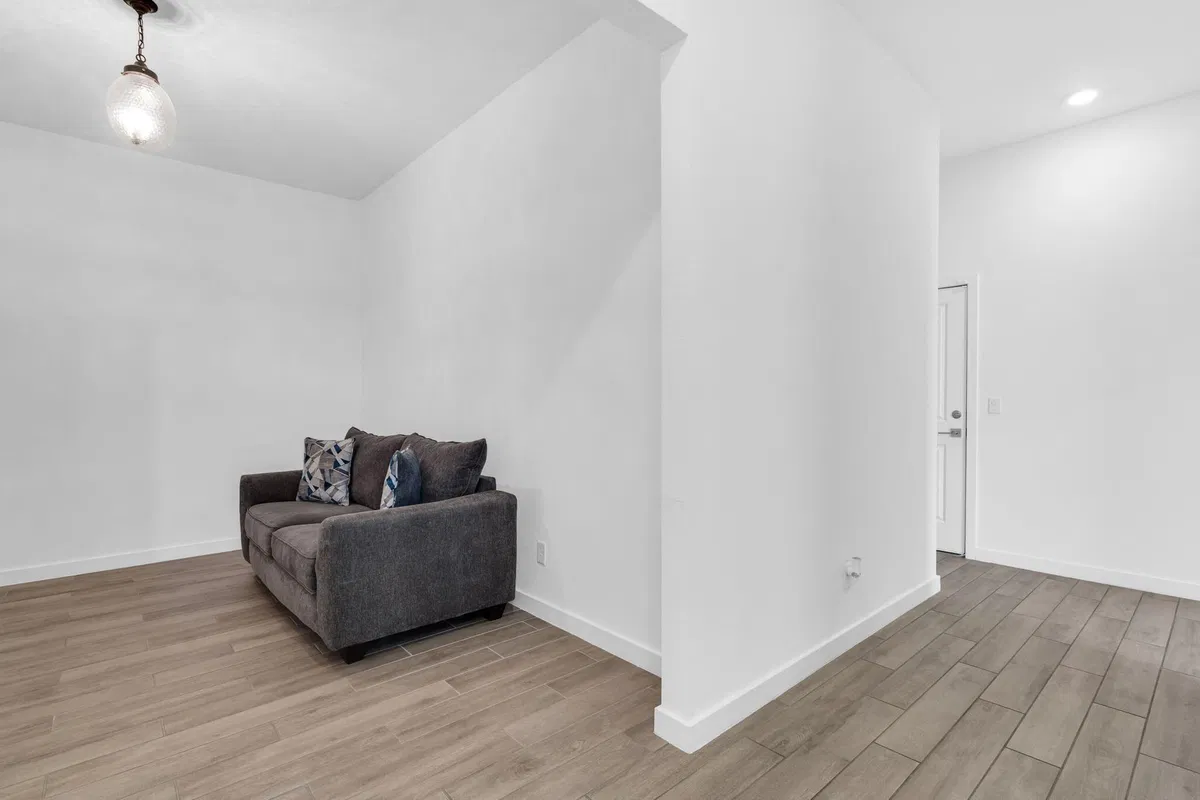  Residence photo 31
