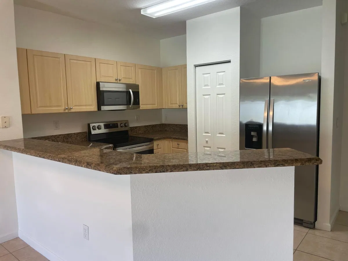 Residence photo 4