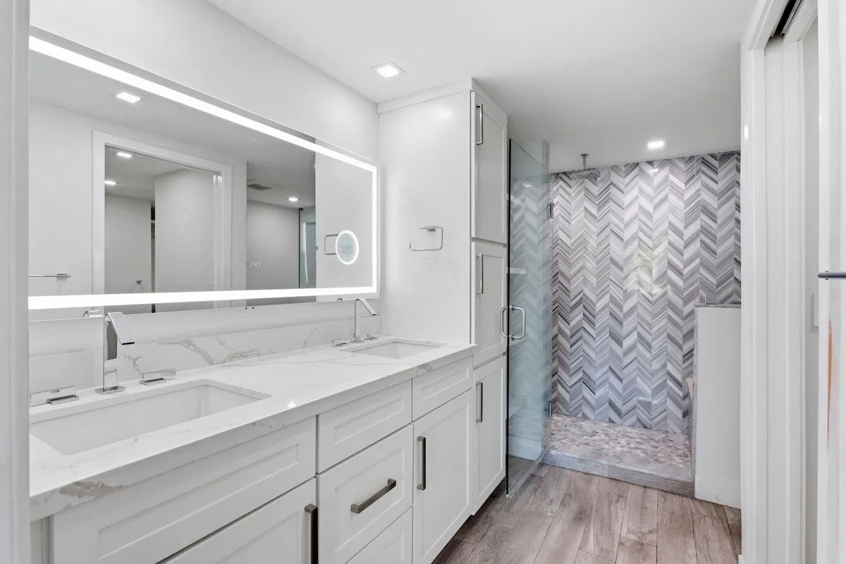 South Palm Beach Unit 2020 photo 22