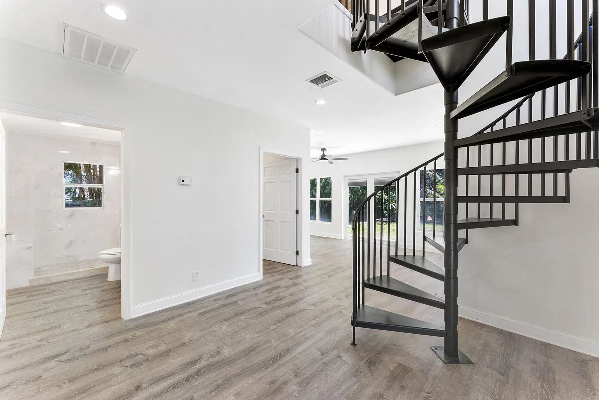 Residence photo 4