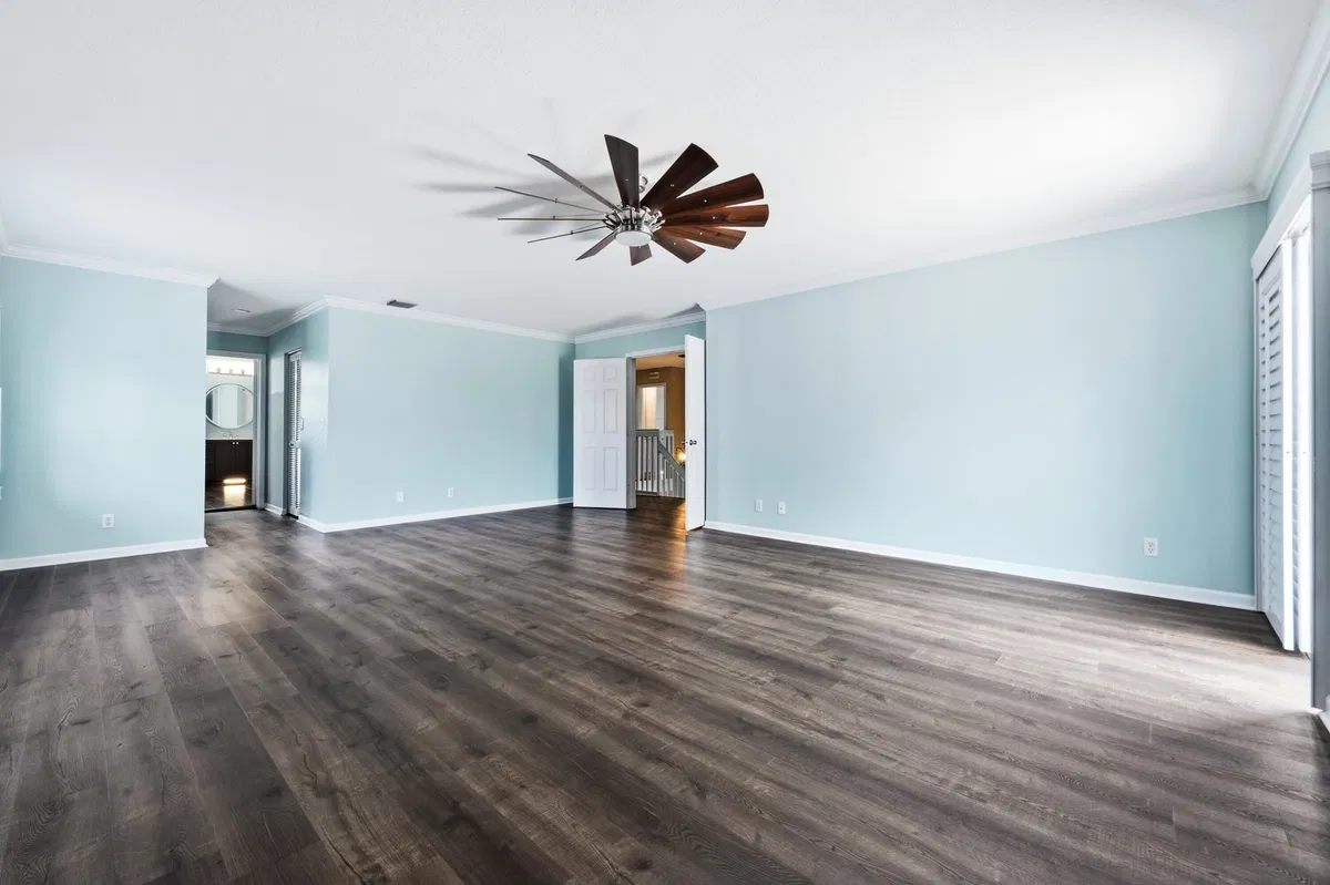  Residence photo 19