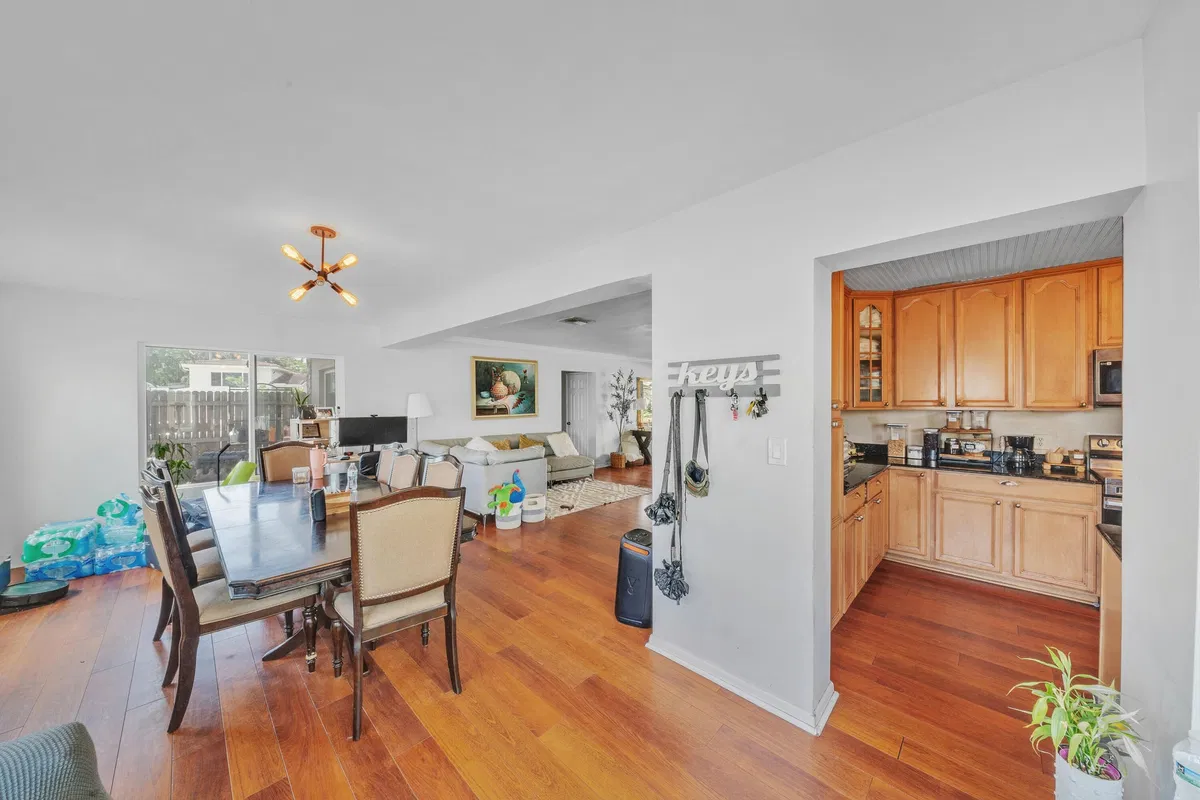 Residence photo 19