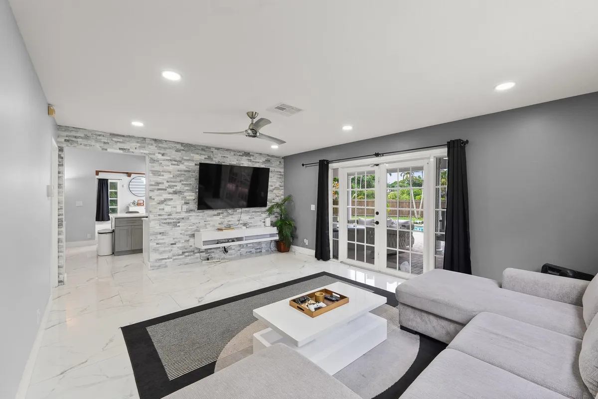 Residence photo 13