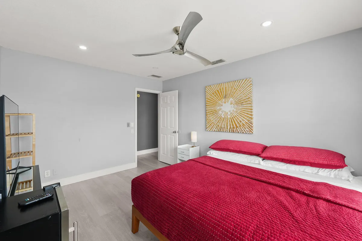 Residence photo 16
