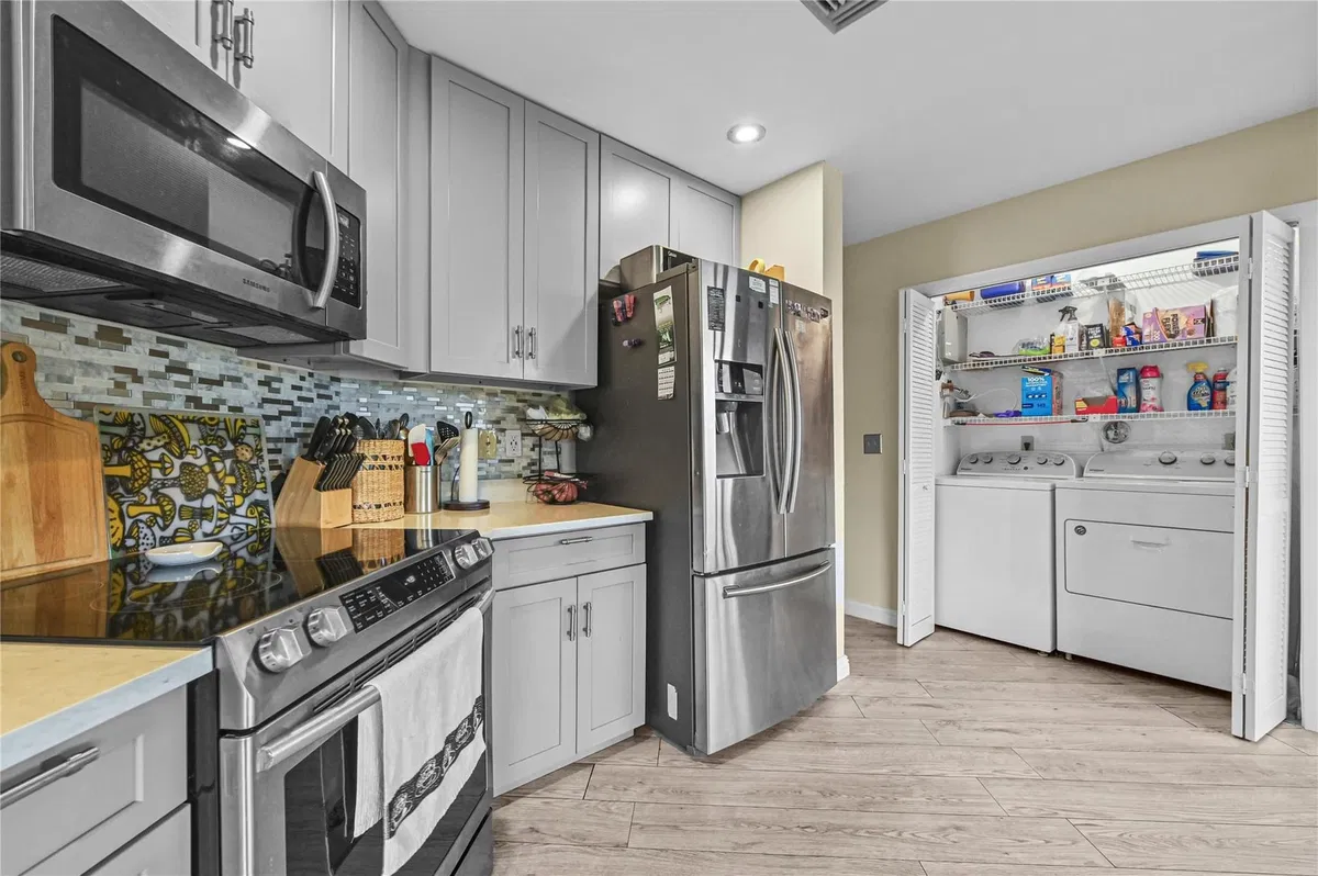  Unit 306 photo 19
