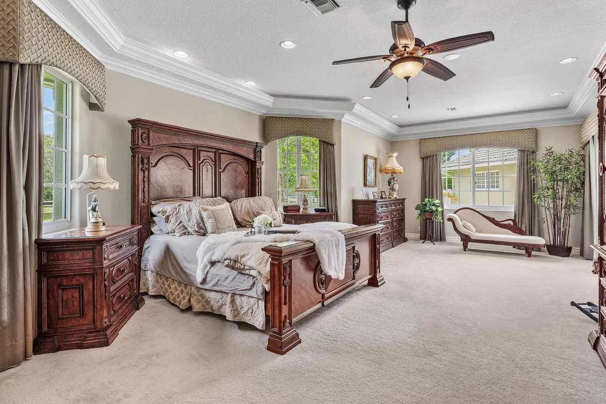  Residence photo 25