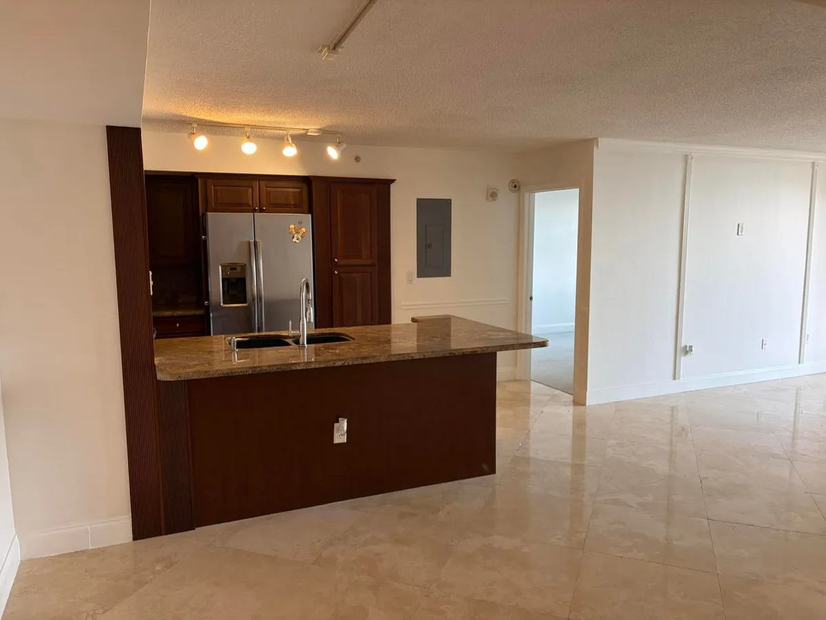 Flagler Pointe Unit 821