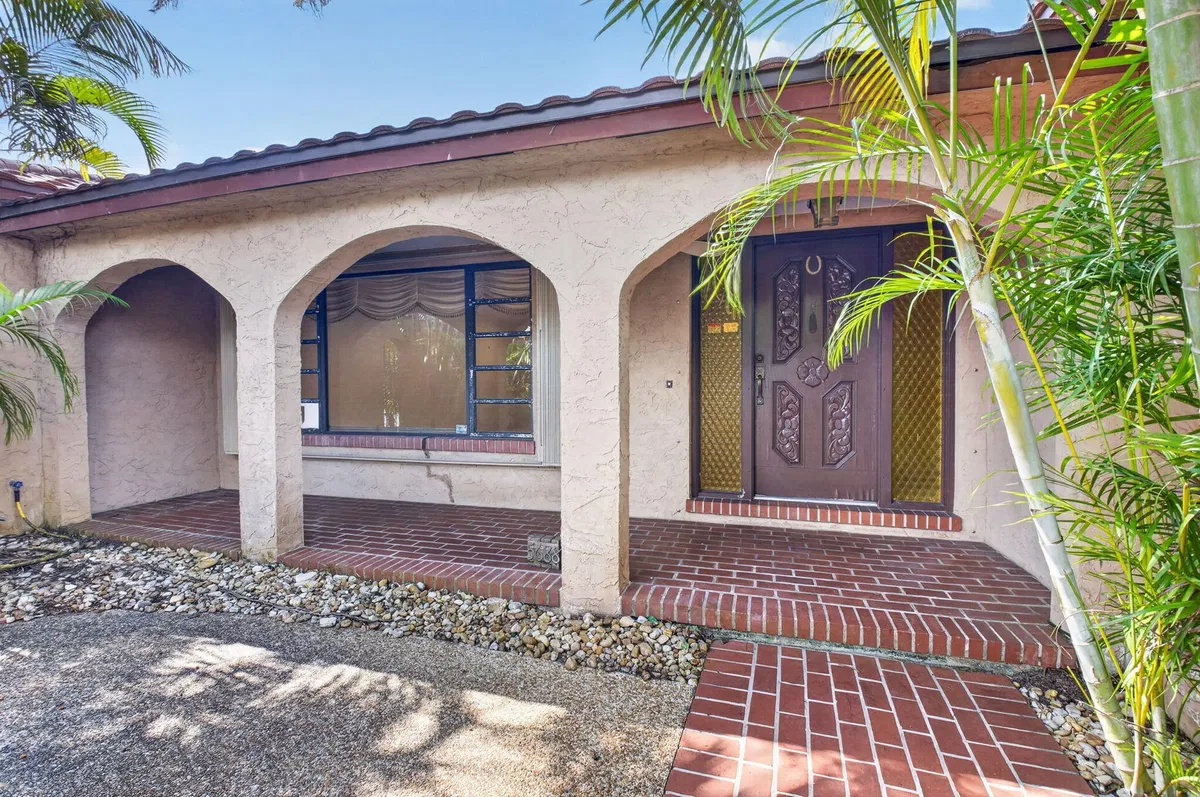Residence photo 4