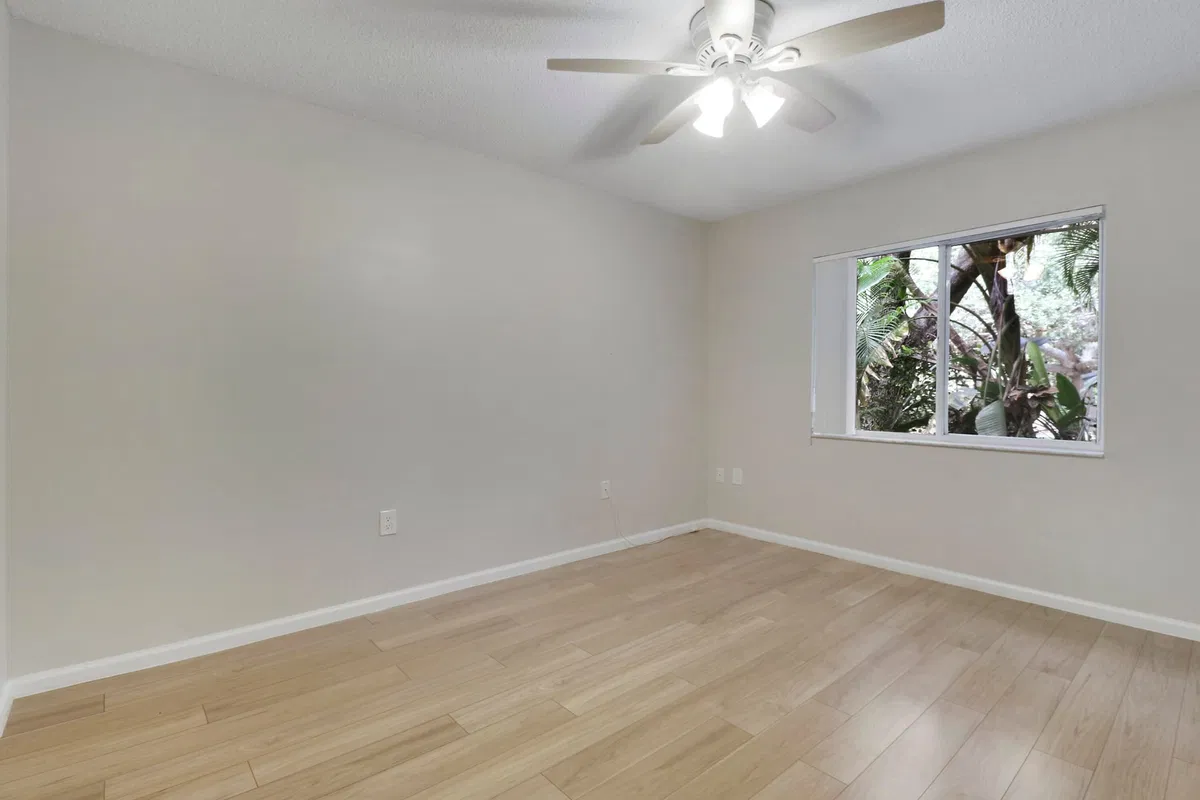  Unit 1106 photo 22