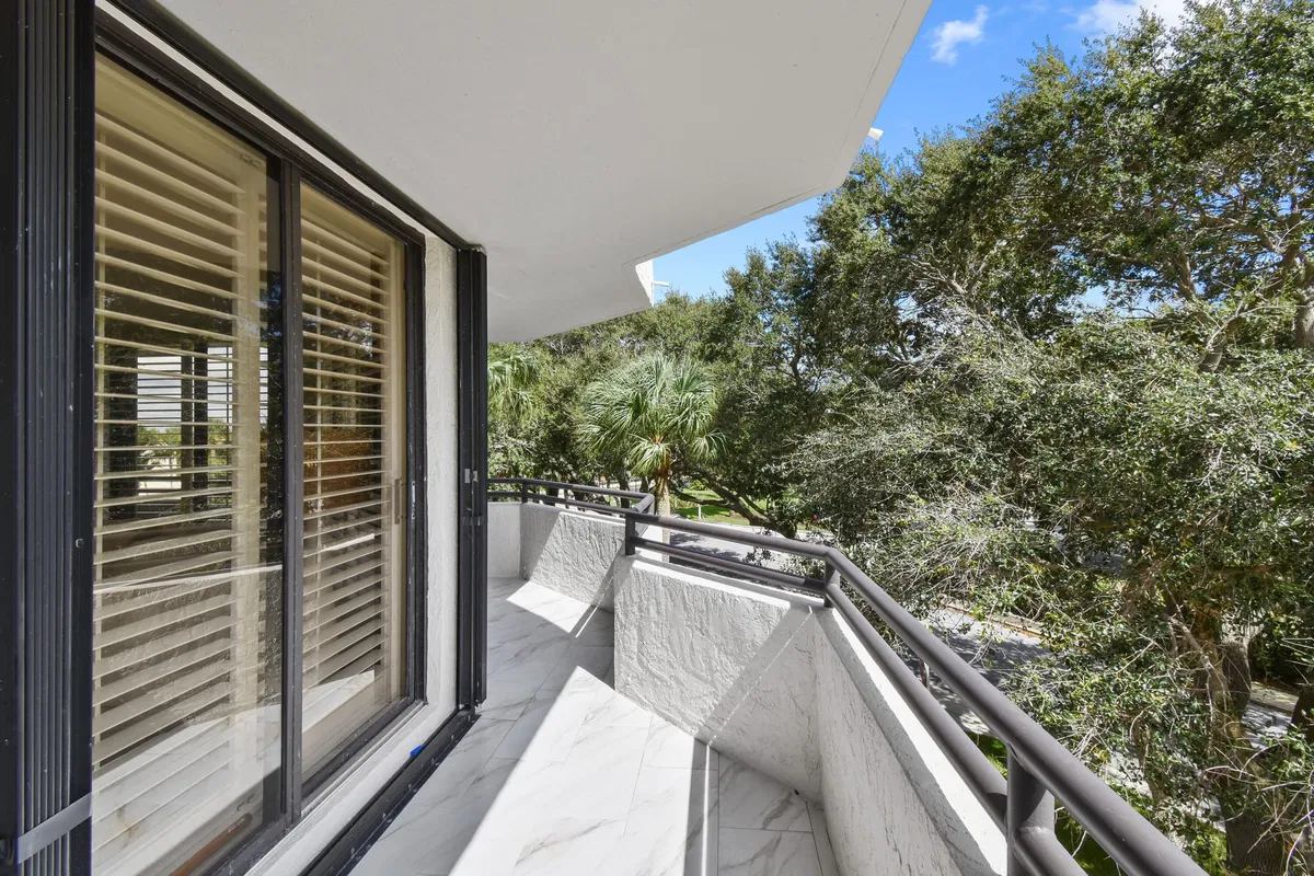 Jonathan's Landing Jupiter FL Unit 302 photo 40