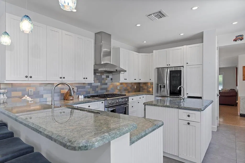  Residence photo 19