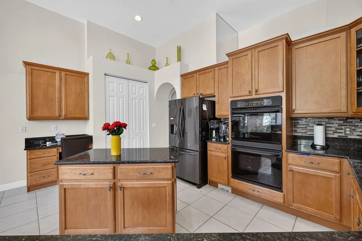  Residence photo 37