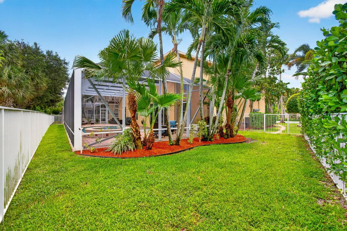 Residence photo 10