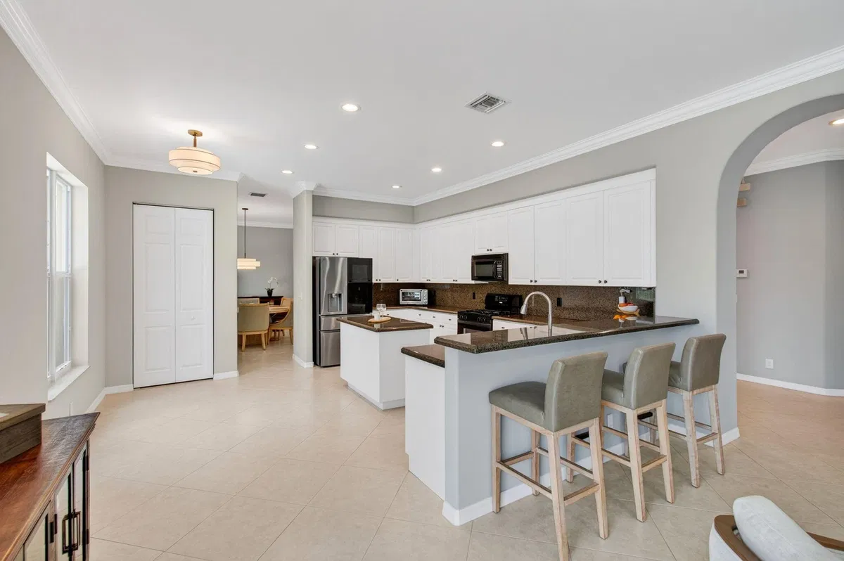 Residence photo 31