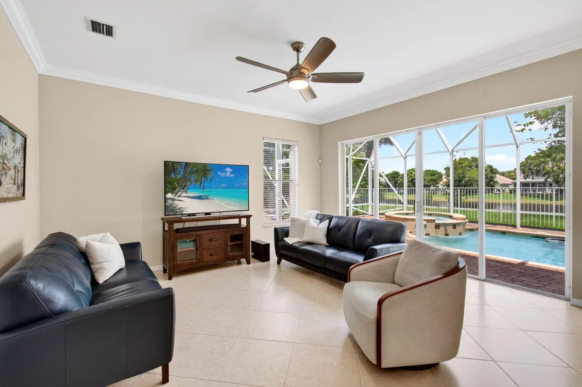 Residence photo 34