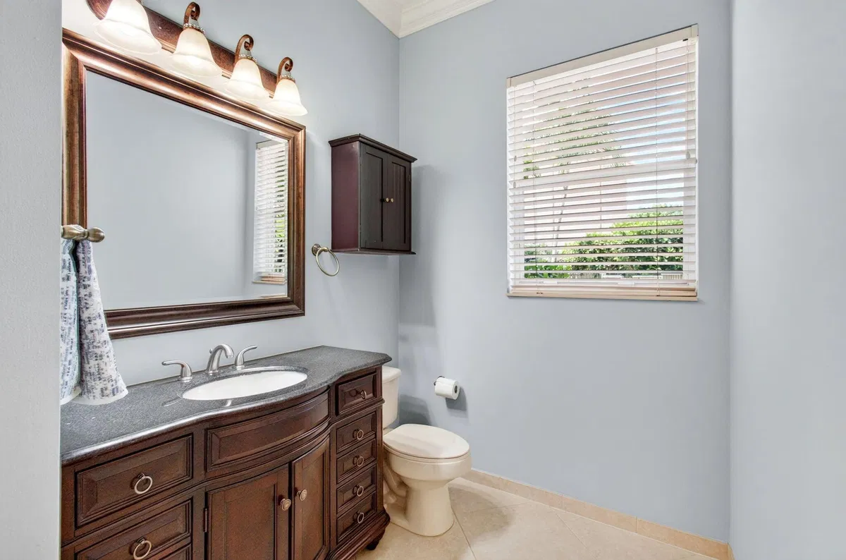 Residence photo 37