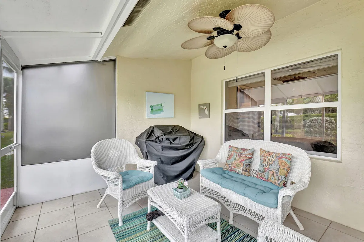 Residence photo 25