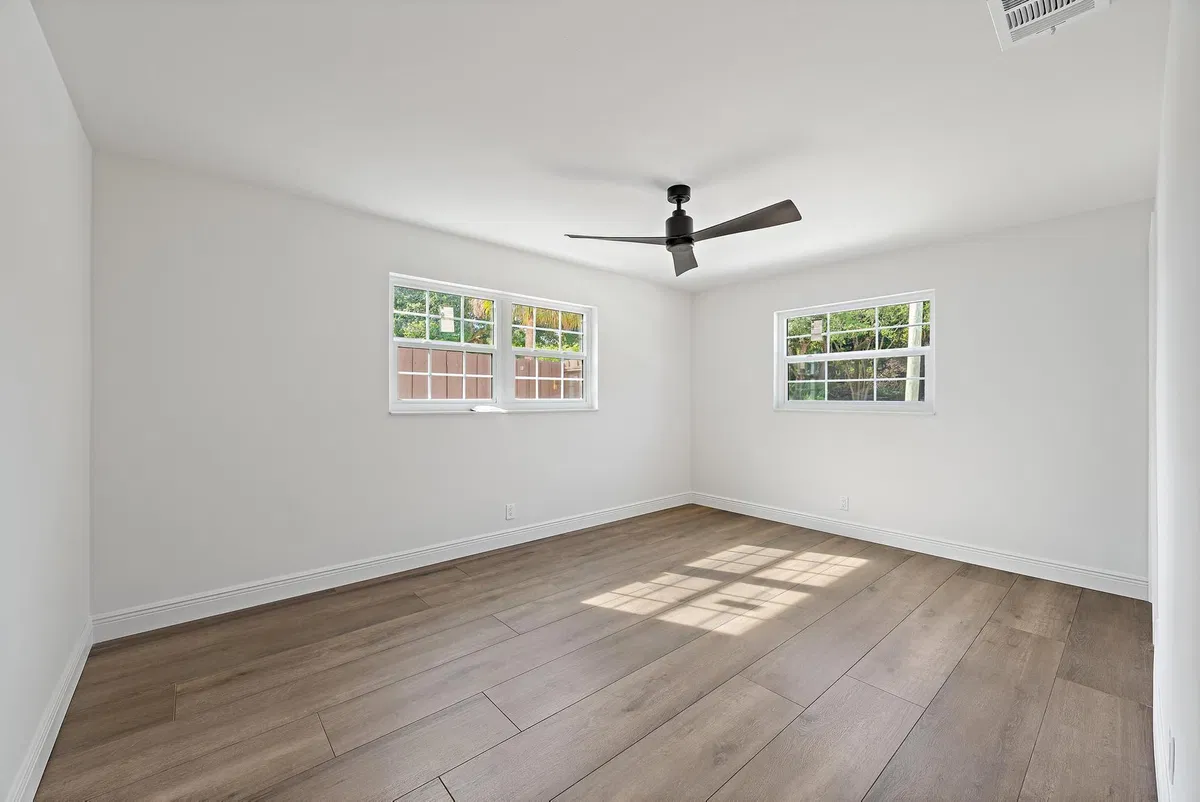  Residence photo 16