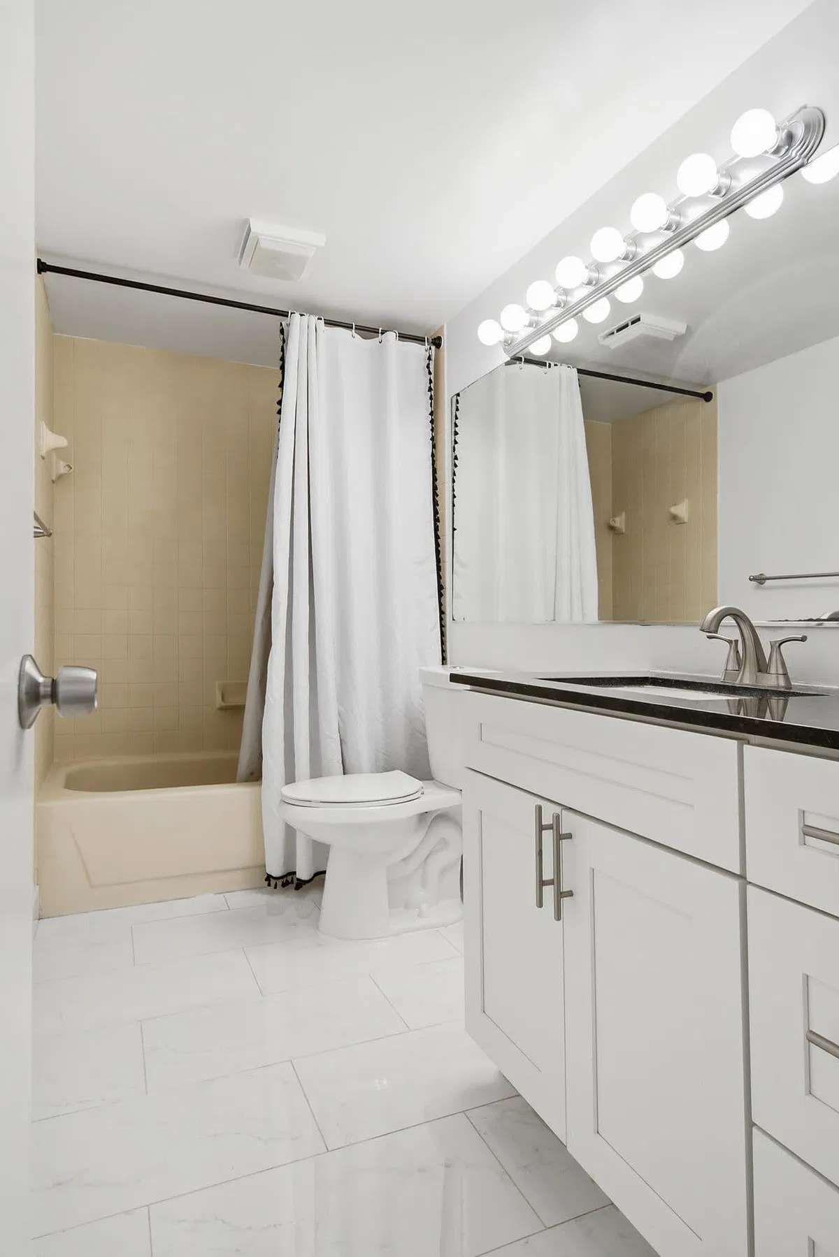 Residence photo 31