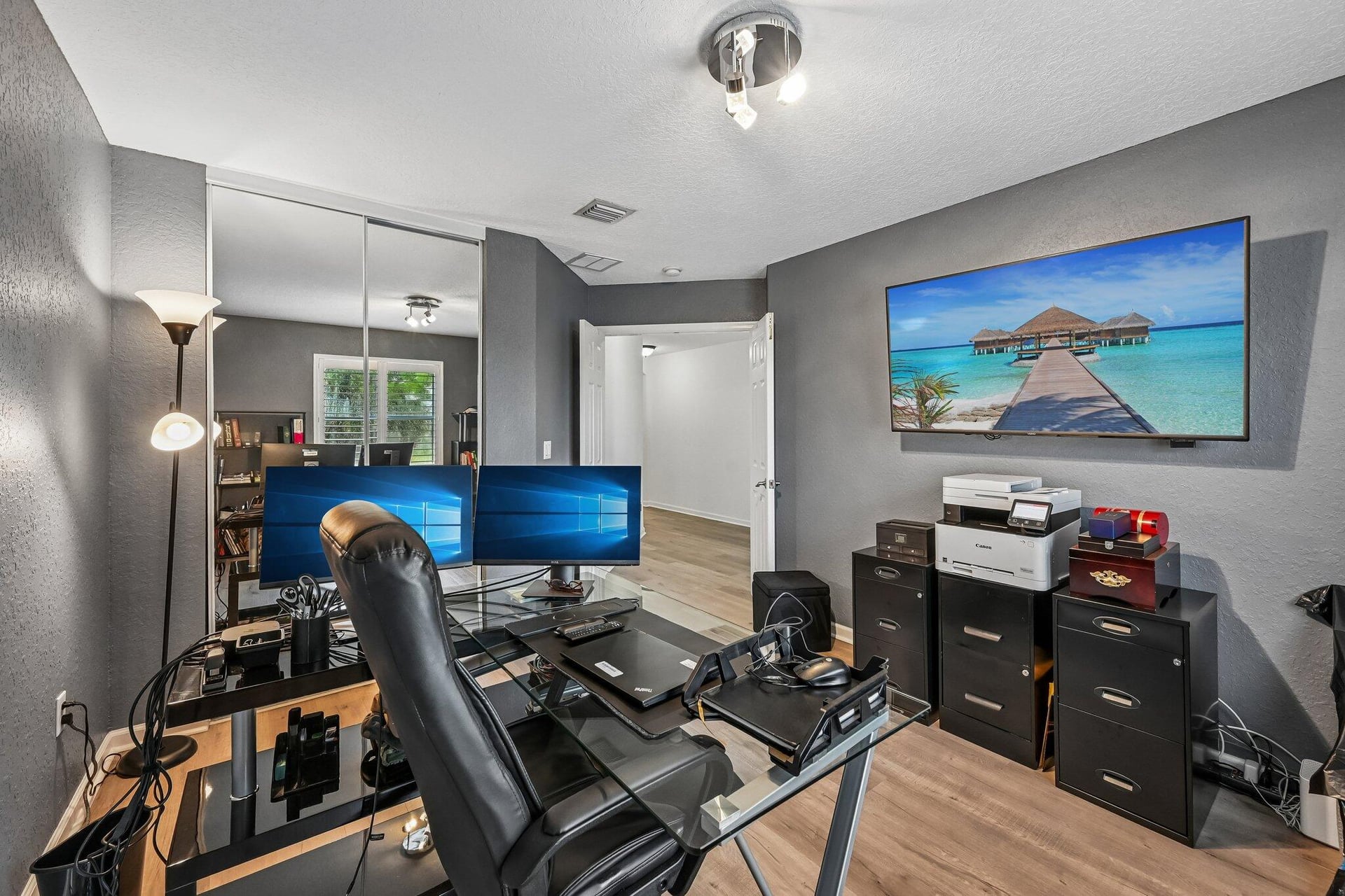 Residence photo 34