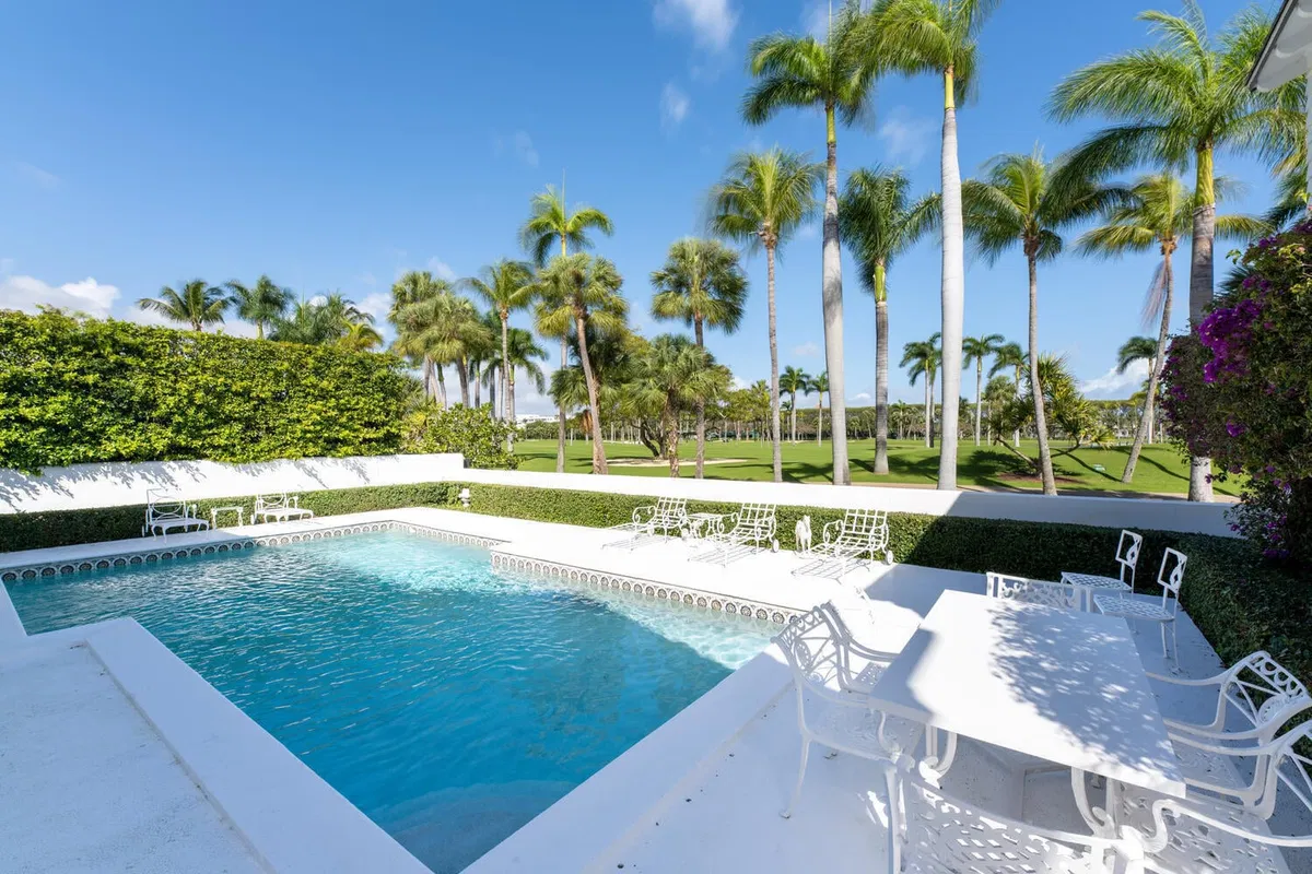 In-Town Palm Beach Residence photo 19