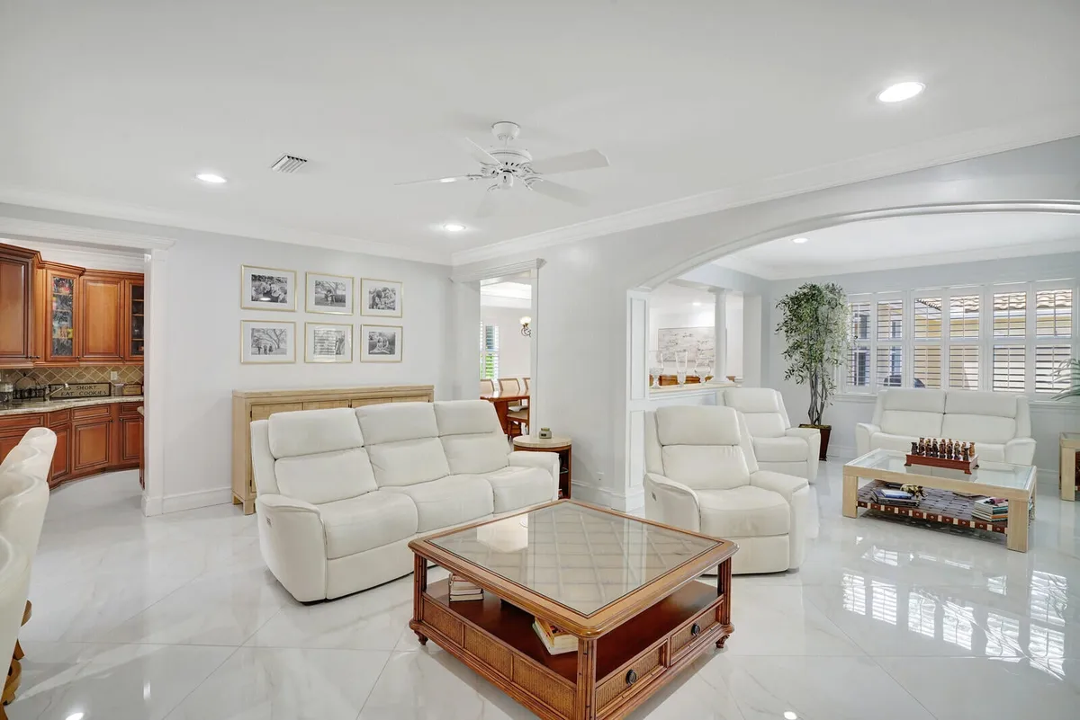Residence photo 22