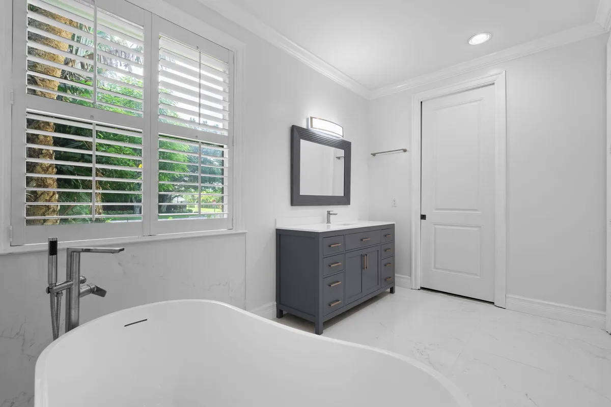 Residence photo 46