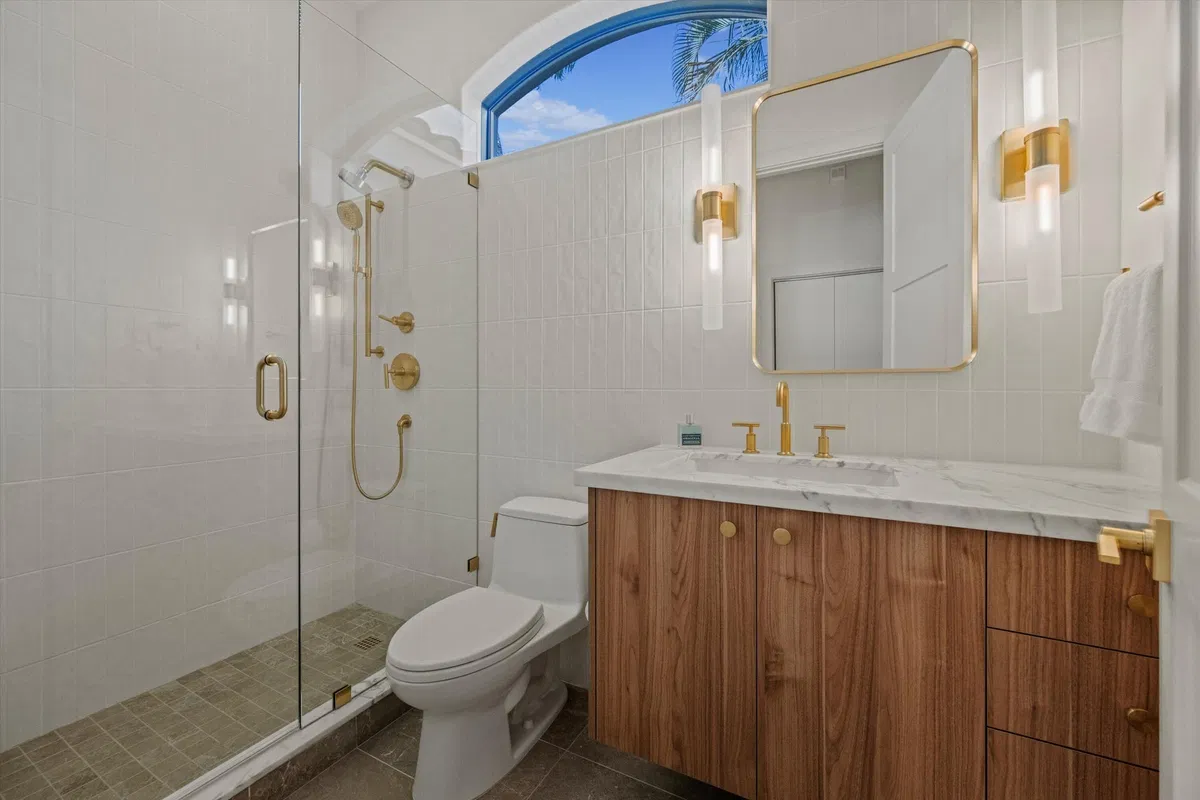 Residence photo 19
