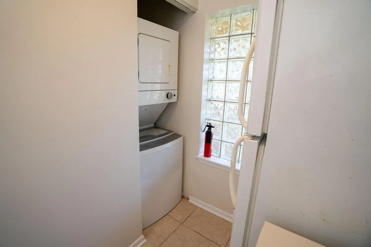  Unit 1709 photo 19