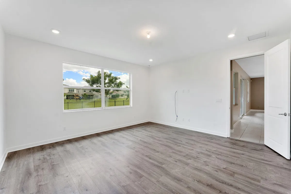 Residence photo 22