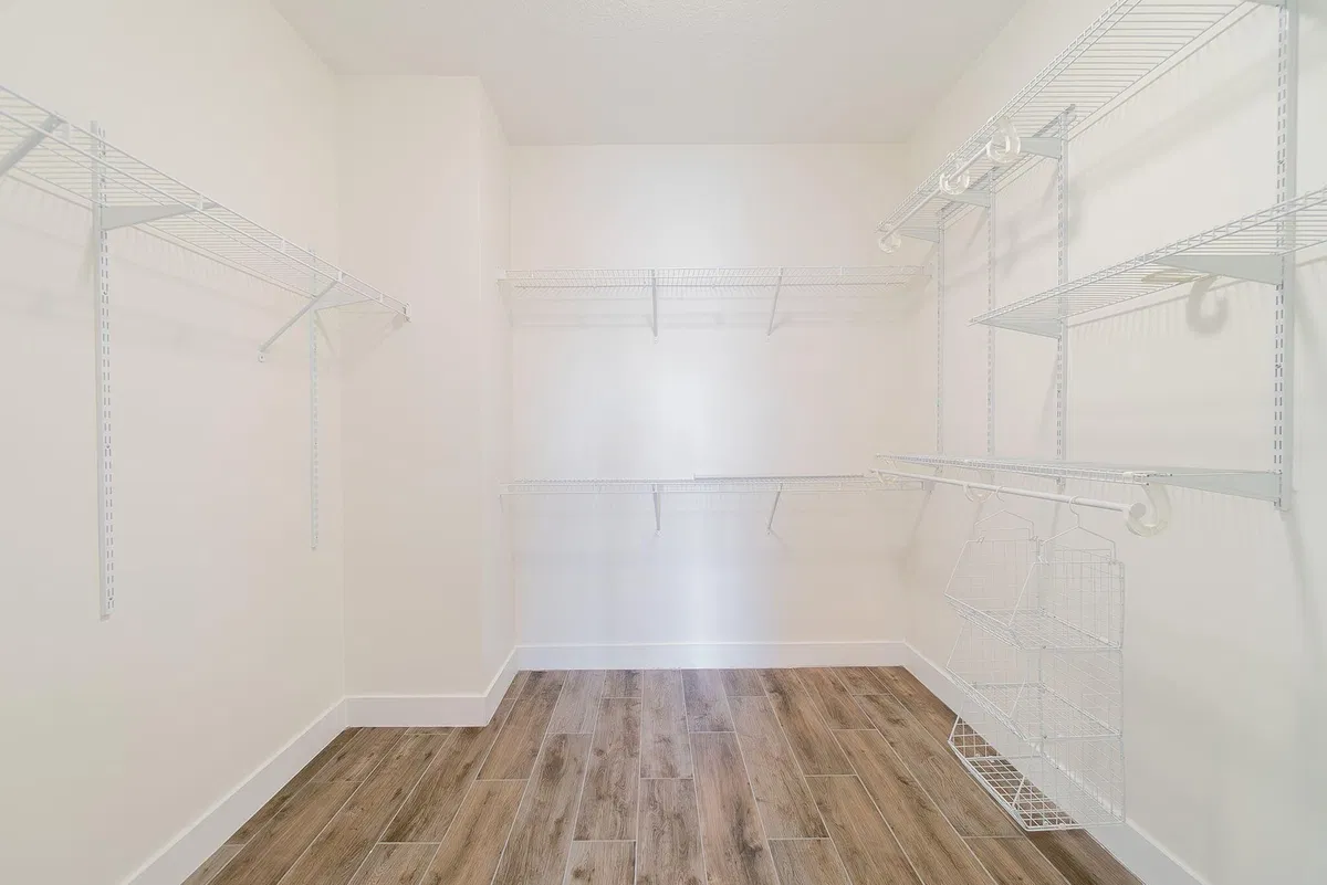 Residence photo 16