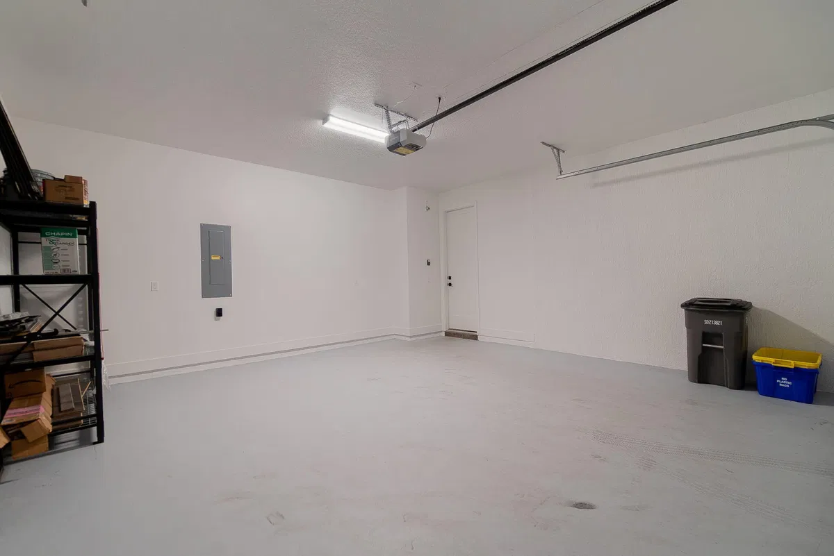Residence photo 28