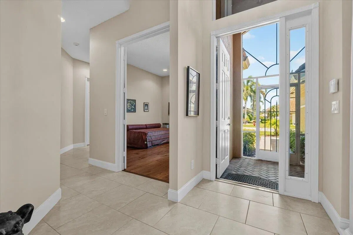 Residence photo 4
