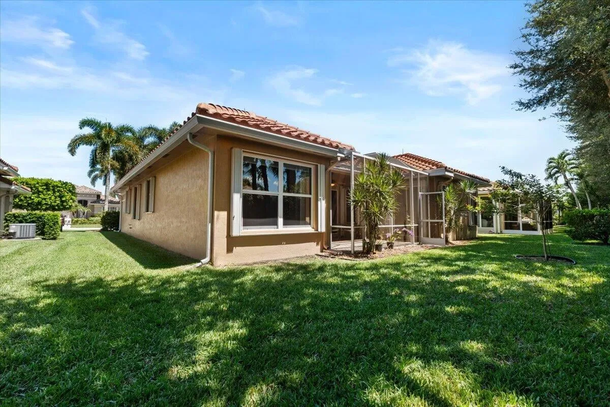 Residence photo 43